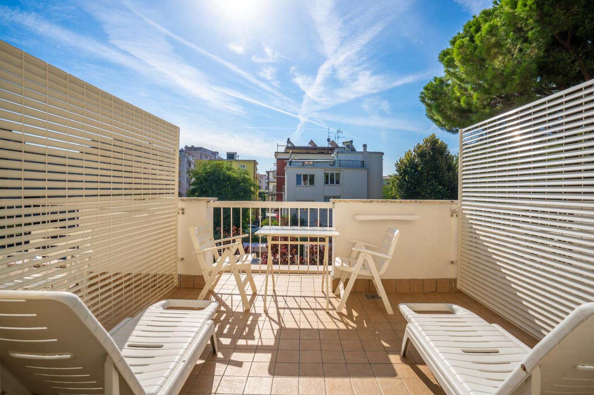 Lotus Hotel All Inclusive & Spiaggia Rimini Exterior photo